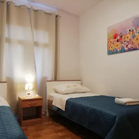 Ljiljana * Nin